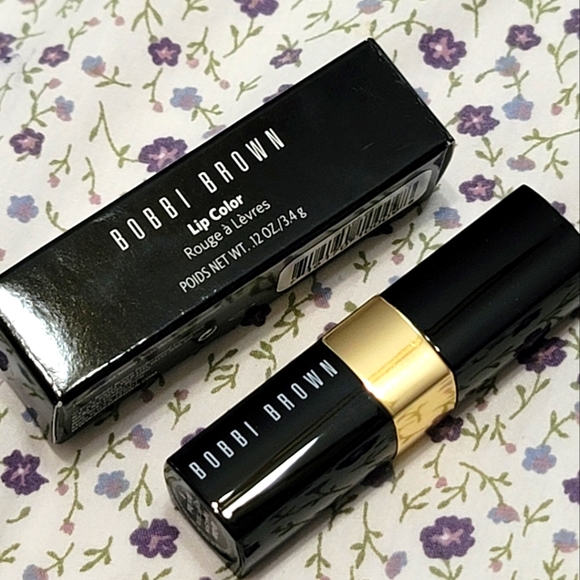 New Bobbi Brown Lip Color  - Burnt Red 09 - Picture 2 of 3